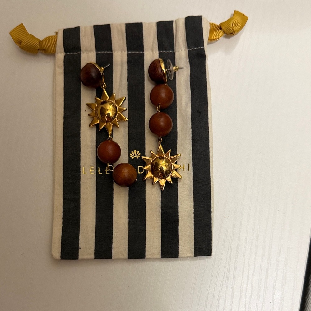 Lele Sadoughi Gold and Brown Starburst Earrings